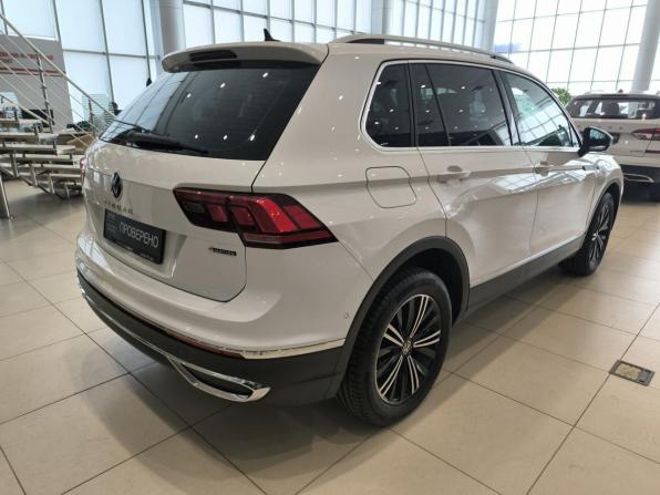 Volkswagen Tiguan II Рестайлинг с пробегом 2021 года, цена 3 990 000 рублей, 33708 км, внедорожник, Автокод Объявления