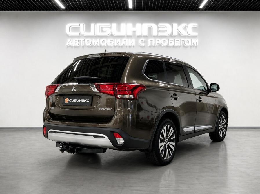 Mitsubishi Outlander III Рестайлинг 3 Кемерово  - изображение 3