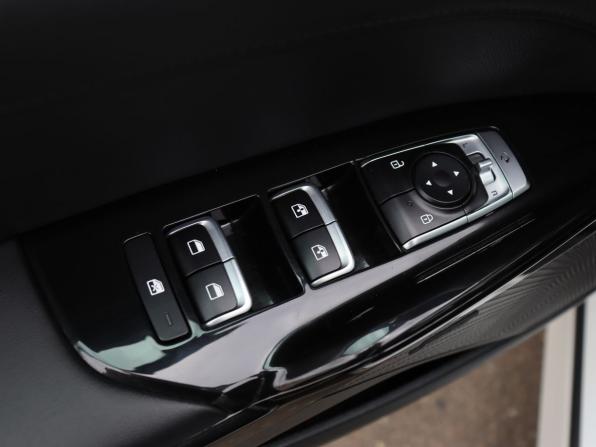 Kia K5 III с пробегом 2021 года, цена 2 800 000 рублей, 64000 км, седан, Автокод Объявления