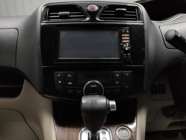 Nissan Serena IV (C26) с пробегом 2014 года, цена 1 400 000 рублей, 214000 км, минивэн, Автокод Объявления