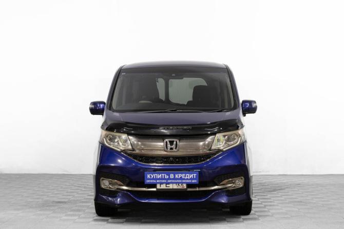 Honda Stepwgn V с пробегом 2015 года, цена 1 749 000 рублей, 162000 км, минивэн, Автокод Объявления