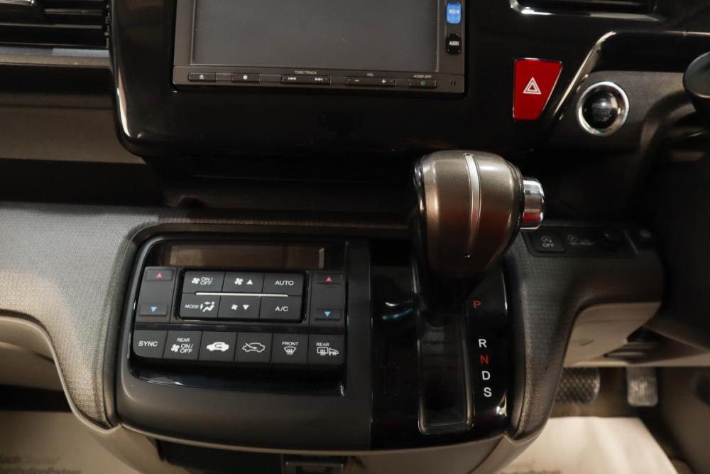 Honda Stepwgn V Челябинск  - изображение 16