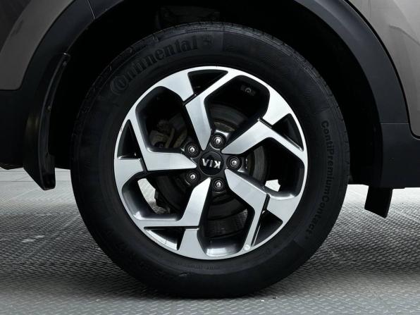 Kia Sportage IV Рестайлинг с пробегом 2019 года, цена 2 399 000 рублей, 86165 км, внедорожник, Автокод Объявления