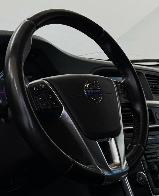 Volvo S60 II Москва  - изображение 10