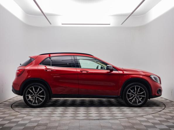 Mercedes-Benz GLA I (X156) Рестайлинг с пробегом 2019 года, цена 2 470 000 рублей, 126581 км, внедорожник, Автокод Объявления