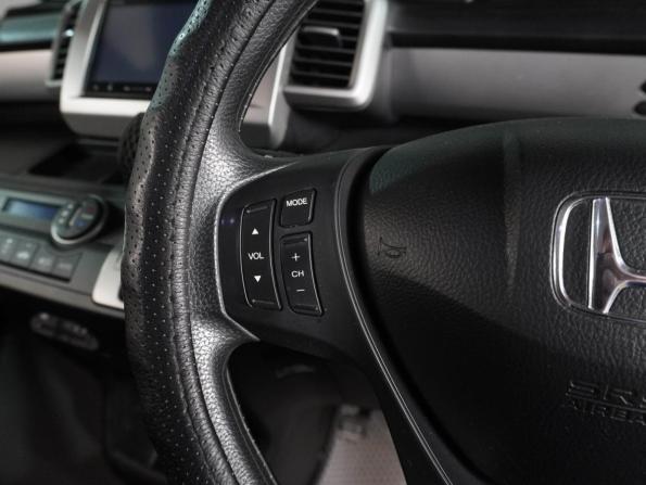 Honda Freed I Рестайлинг с пробегом 2014 года, цена 1 389 000 рублей, 117880 км, компактвэн, Автокод Объявления