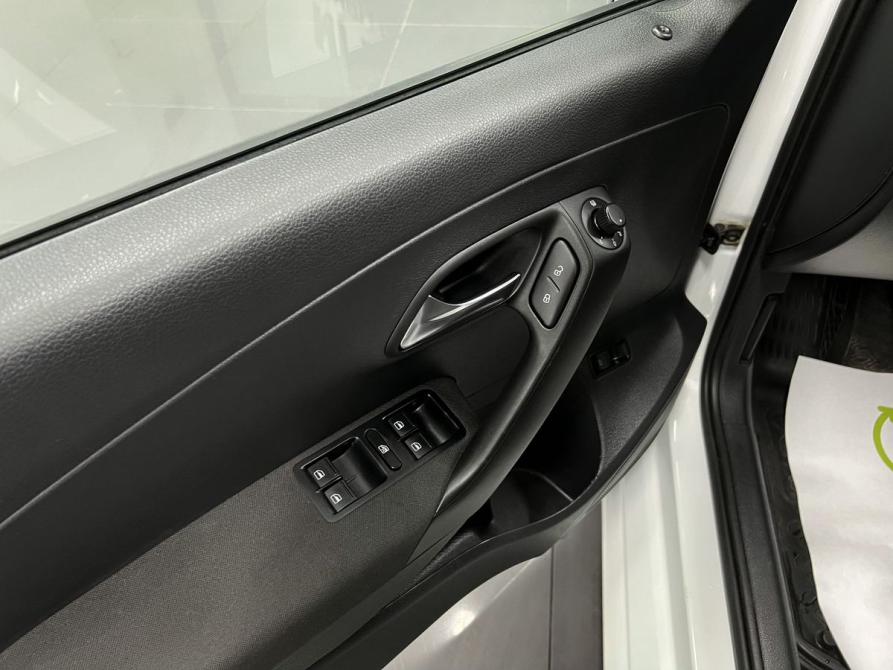 Volkswagen Polo V Рестайлинг Тверь  - изображение 19