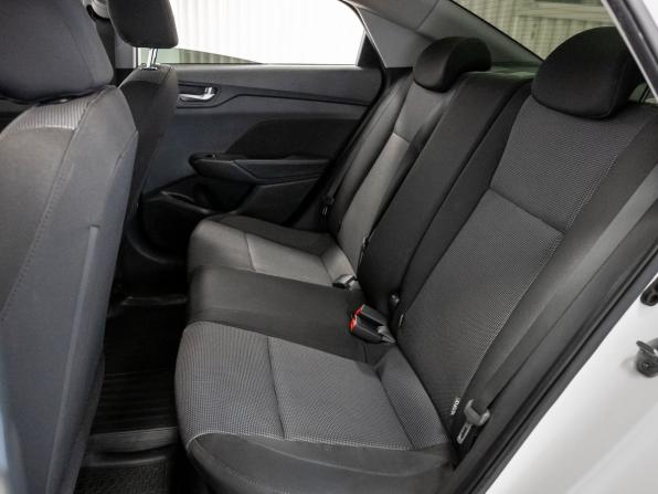 Hyundai Solaris II Рестайлинг с пробегом 2022 года, цена 1 620 000 рублей, 118059 км, седан, Автокод Объявления