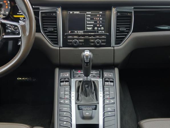 Porsche Macan I с пробегом 2014 года, цена 2 079 000 рублей, 129234 км, внедорожник, Автокод Объявления