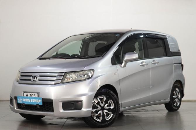 Honda Freed I Рестайлинг с пробегом 2010 года, цена 959 000 рублей, 124200 км, компактвэн, Автокод Объявления