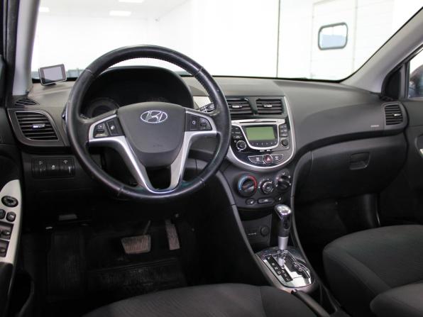 Hyundai Solaris I с пробегом 2010 года, цена 899 000 рублей, 151000 км, седан, Автокод Объявления