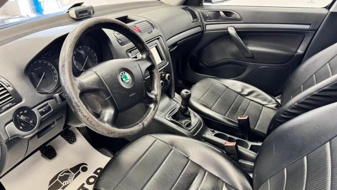 Skoda Octavia II (A5) с пробегом 2008 года, цена 430 000 рублей, 157417 км, лифтбек, Автокод Объявления