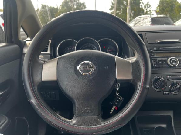 Nissan Tiida I с пробегом 2010 года, цена 670 000 рублей, 185666 км, хэтчбек, Автокод Объявления