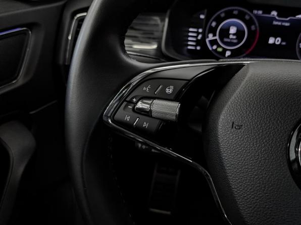 Skoda Kodiaq I с пробегом 2021 года, цена 3 765 000 рублей, 40272 км, внедорожник, Автокод Объявления