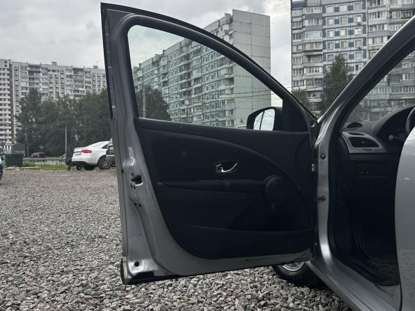 Renault Megane III Рестайлинг с пробегом 2014 года, цена 750 000 рублей, 130000 км, хэтчбек, Автокод Объявления