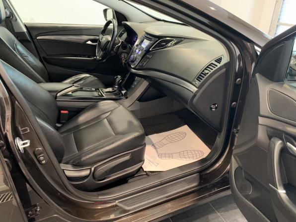 Hyundai i40 I Рестайлинг с пробегом 2016 года, цена 1 249 000 рублей, 180659 км, универсал, Автокод Объявления