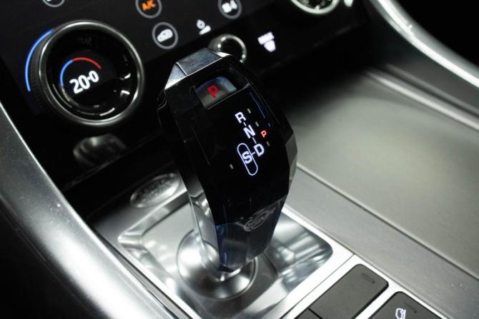 Land Rover Range Rover Sport II Рестайлинг с пробегом 2019 года, цена 4 369 000 рублей, 147997 км, внедорожник, Автокод Объявления