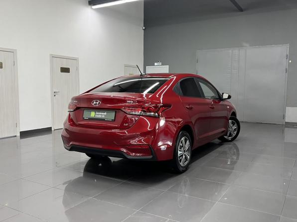 Hyundai Solaris II с пробегом 2019 года, цена 1 345 000 рублей, 90863 км, седан, Автокод Объявления