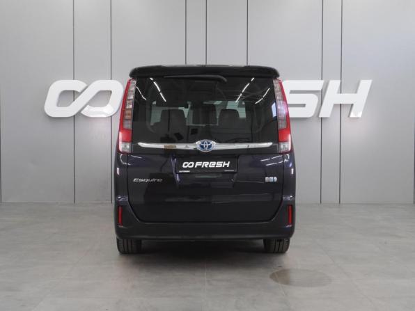 Toyota Esquire I с пробегом 2016 года, цена 2 335 000 рублей, 130174 км, минивэн, Автокод Объявления