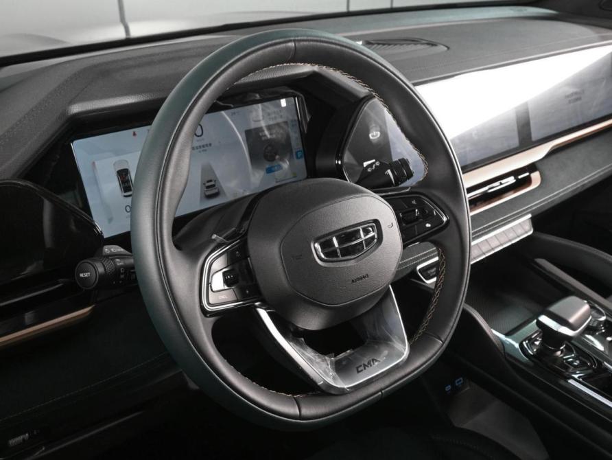 Geely Monjaro I Ростов-на-Дону  - изображение 13