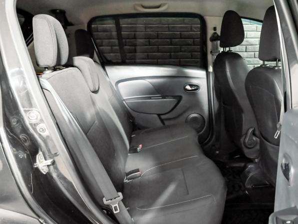 Renault Sandero II с пробегом 2017 года, цена 1 000 000 рублей, 132000 км, хэтчбек, Автокод Объявления