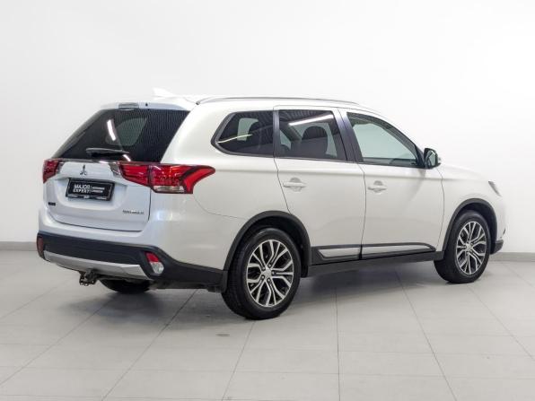 Mitsubishi Outlander III Рестайлинг 2 с пробегом 2018 года, цена 2 190 000 рублей, 51500 км, внедорожник, Автокод Объявления