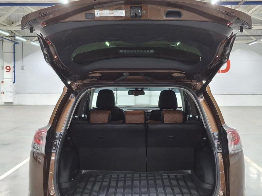 Toyota RAV4 IV (XA40) Рестайлинг Казань  - изображение 12