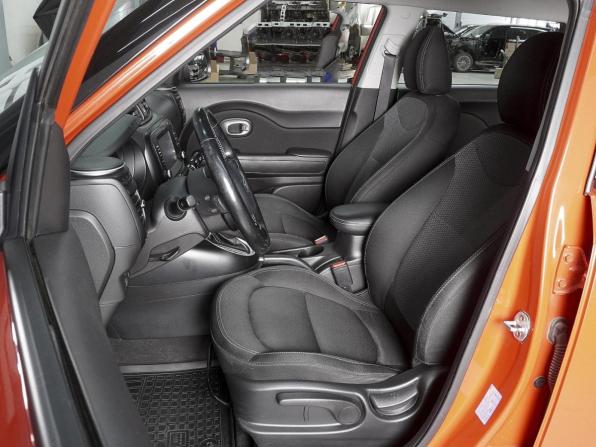Kia Soul II Рестайлинг с пробегом 2018 года, цена 1 899 000 рублей, 89892 км, хэтчбек, Автокод Объявления