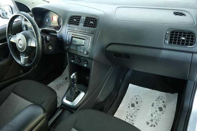 Volkswagen Polo V с пробегом 2012 года, цена 899 000 рублей, 194500 км, седан, Автокод Объявления