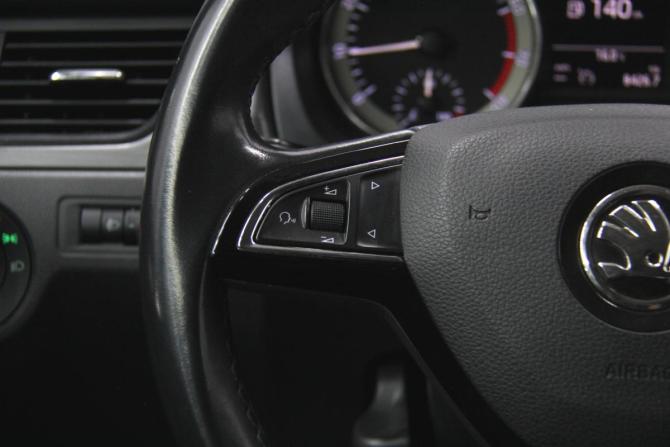 Skoda Rapid I Рестайлинг с пробегом 2019 года, цена 1 274 200 рублей, 135912 км, лифтбек, Автокод Объявления