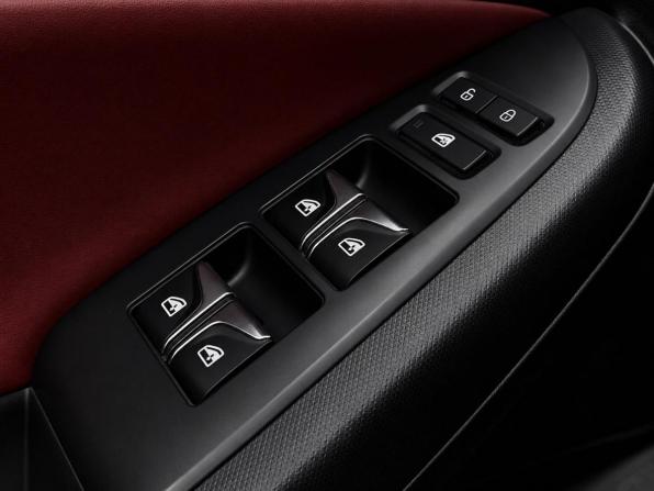 Changan Eado Plus с пробегом 2023 года, цена 1 649 000 рублей, 51747 км, седан, Автокод Объявления