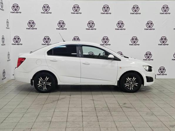 Chevrolet Aveo II с пробегом 2012 года, цена 609 000 рублей, 137777 км, седан, Автокод Объявления
