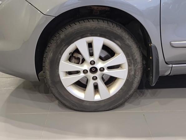 Nissan Note I Рестайлинг с пробегом 2012 года, цена 595 000 рублей, 175013 км, хэтчбек, Автокод Объявления