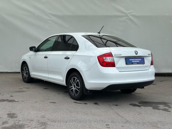 Skoda Rapid I с пробегом 2016 года, цена 940 000 рублей, 146878 км, лифтбек, Автокод Объявления