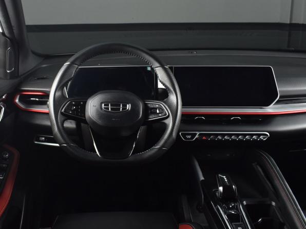 Geely Coolray I Рестайлинг с пробегом 2023 года, цена 2 129 995 рублей, 51284 км, внедорожник, Автокод Объявления