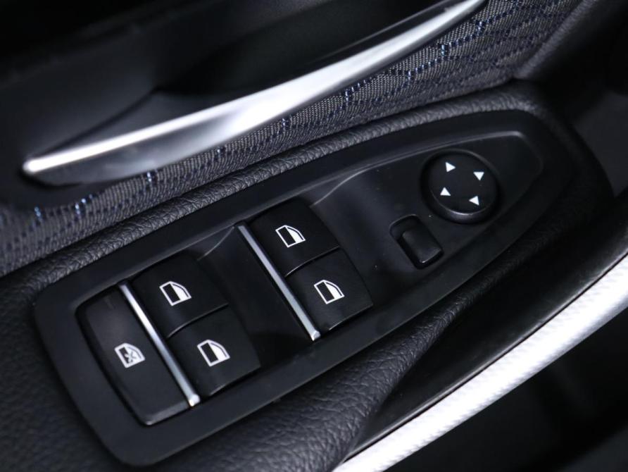 BMW 3 серии VI (F3x) Рестайлинг Санкт-Петербург  - изображение 16