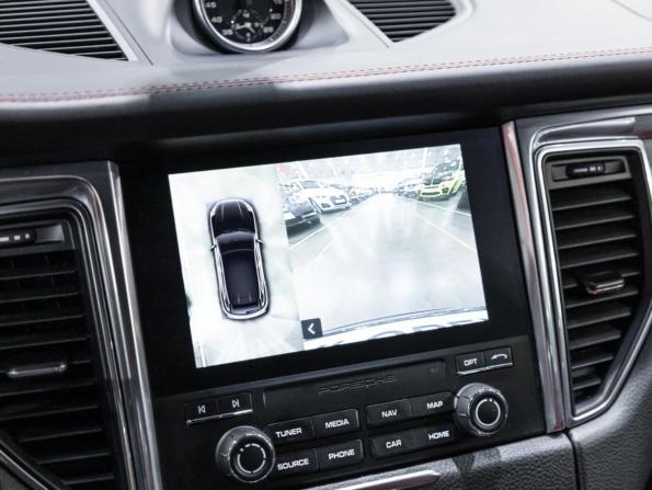 Porsche Macan I с пробегом 2017 года, цена 3 399 700 рублей, 141282 км, внедорожник, Автокод Объявления