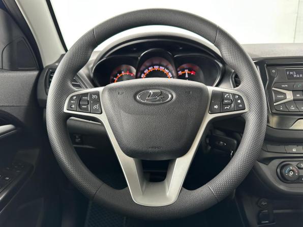 Lada (ВАЗ) Vesta I с пробегом 2020 года, цена 1 130 000 рублей, 60850 км, седан, Автокод Объявления
