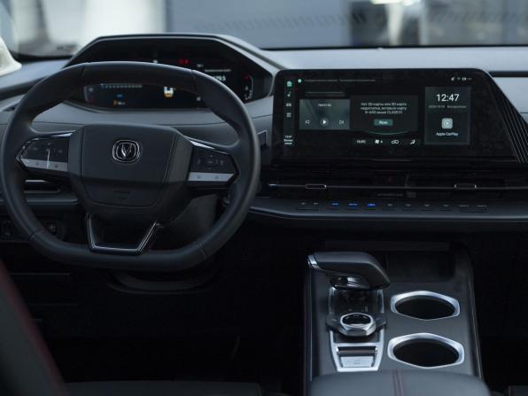 Changan UNI-S I с пробегом 2024 года, цена 2 340 000 рублей, 14000 км, внедорожник, Автокод Объявления