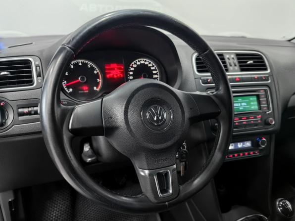 Volkswagen Polo V с пробегом 2013 года, цена 599 000 рублей, 192013 км, седан, Автокод Объявления