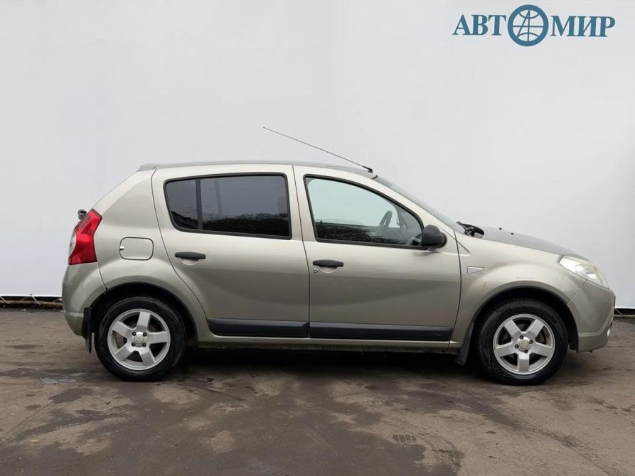 Renault Sandero I Москва  - изображение 4