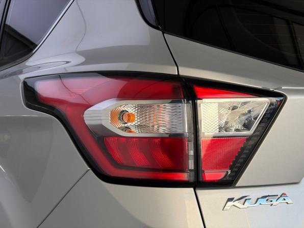 Ford Kuga II Рестайлинг с пробегом 2019 года, цена 1 720 000 рублей, 80044 км, внедорожник, Автокод Объявления
