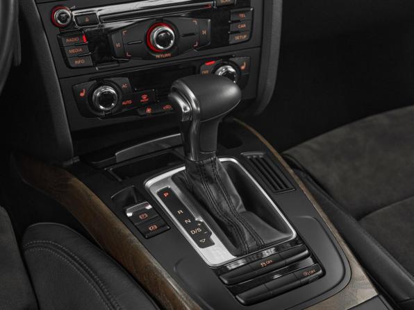 Audi A4 IV (B8) Рестайлинг с пробегом 2012 года, цена 1 199 000 рублей, 184100 км, седан, Автокод Объявления