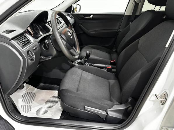 Skoda Rapid I Рестайлинг с пробегом 2018 года, цена 1 160 000 рублей, 140000 км, лифтбек, Автокод Объявления