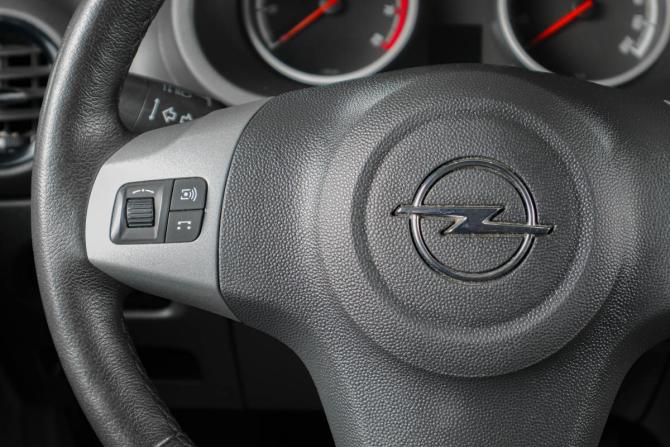 Opel Corsa D Рестайлинг II с пробегом 2013 года, цена 749 000 рублей, 139000 км, хэтчбек, Автокод Объявления