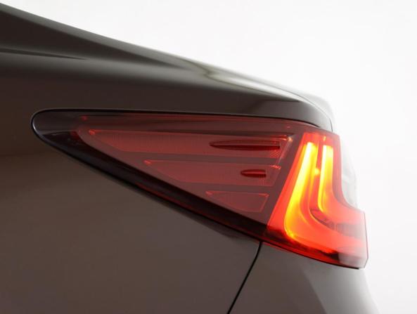 Lexus ES VI Рестайлинг с пробегом 2016 года, цена 2 024 000 рублей, 250488 км, седан, Автокод Объявления
