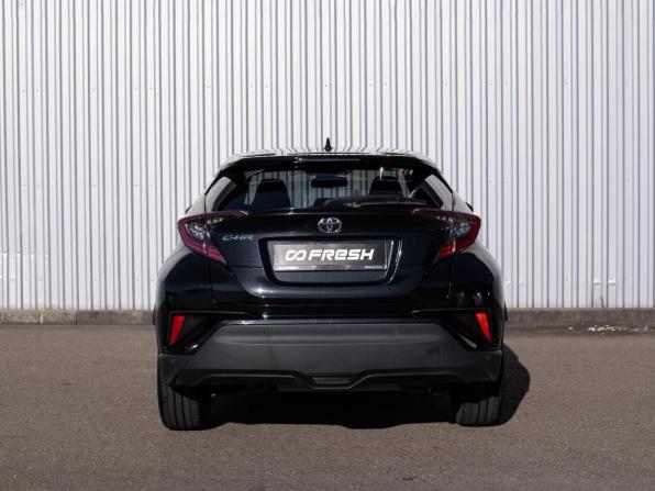 Toyota C-HR I с пробегом 2019 года, цена 1 899 000 рублей, 80252 км, внедорожник, Автокод Объявления