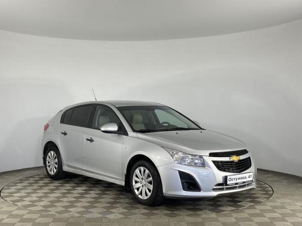 Chevrolet Cruze I Рестайлинг с пробегом 2013 года, цена 740 000 рублей, 376684 км, хэтчбек, Автокод Объявления