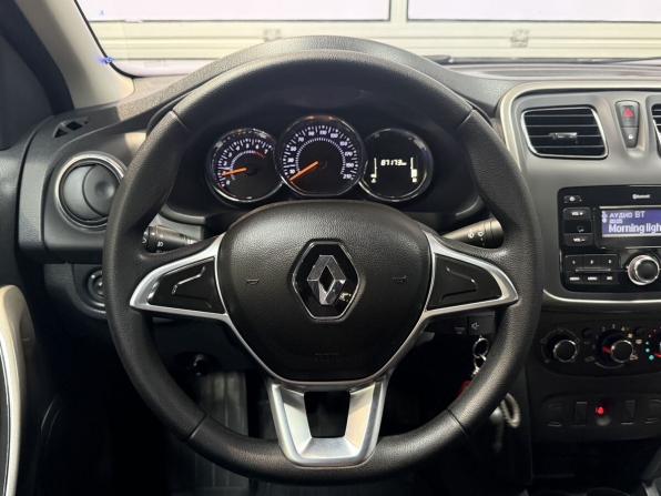 Renault Logan II Рестайлинг с пробегом 2019 года, цена 1 100 000 рублей, 87000 км, седан, Автокод Объявления