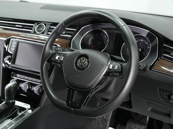 Volkswagen Passat B8 с пробегом 2015 года, цена 1 845 000 рублей, 78000 км, универсал, Автокод Объявления